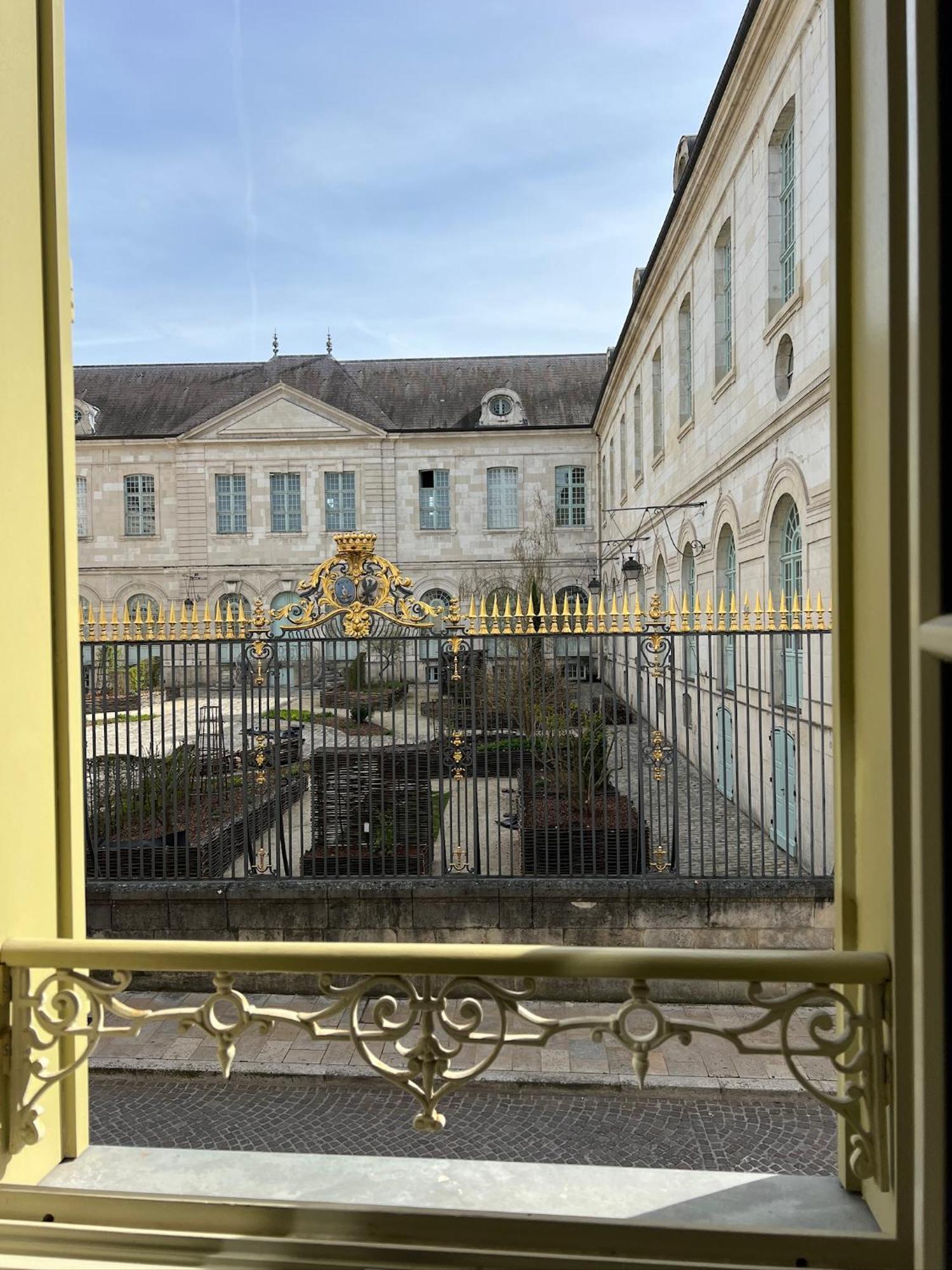 Appartement Cosy Tout Confort Troyes Zewnętrze zdjęcie