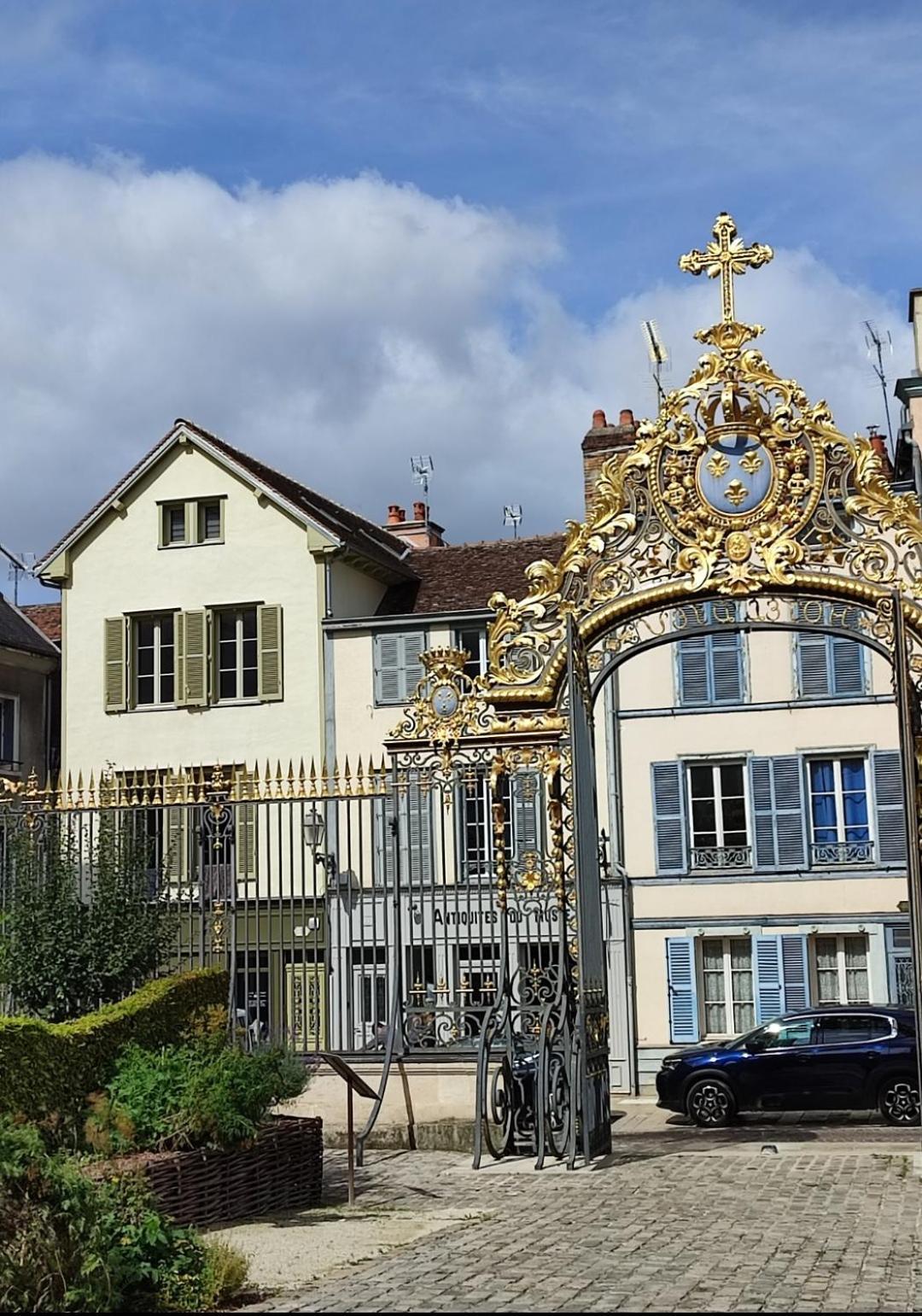 Appartement Cosy Tout Confort Troyes Zewnętrze zdjęcie